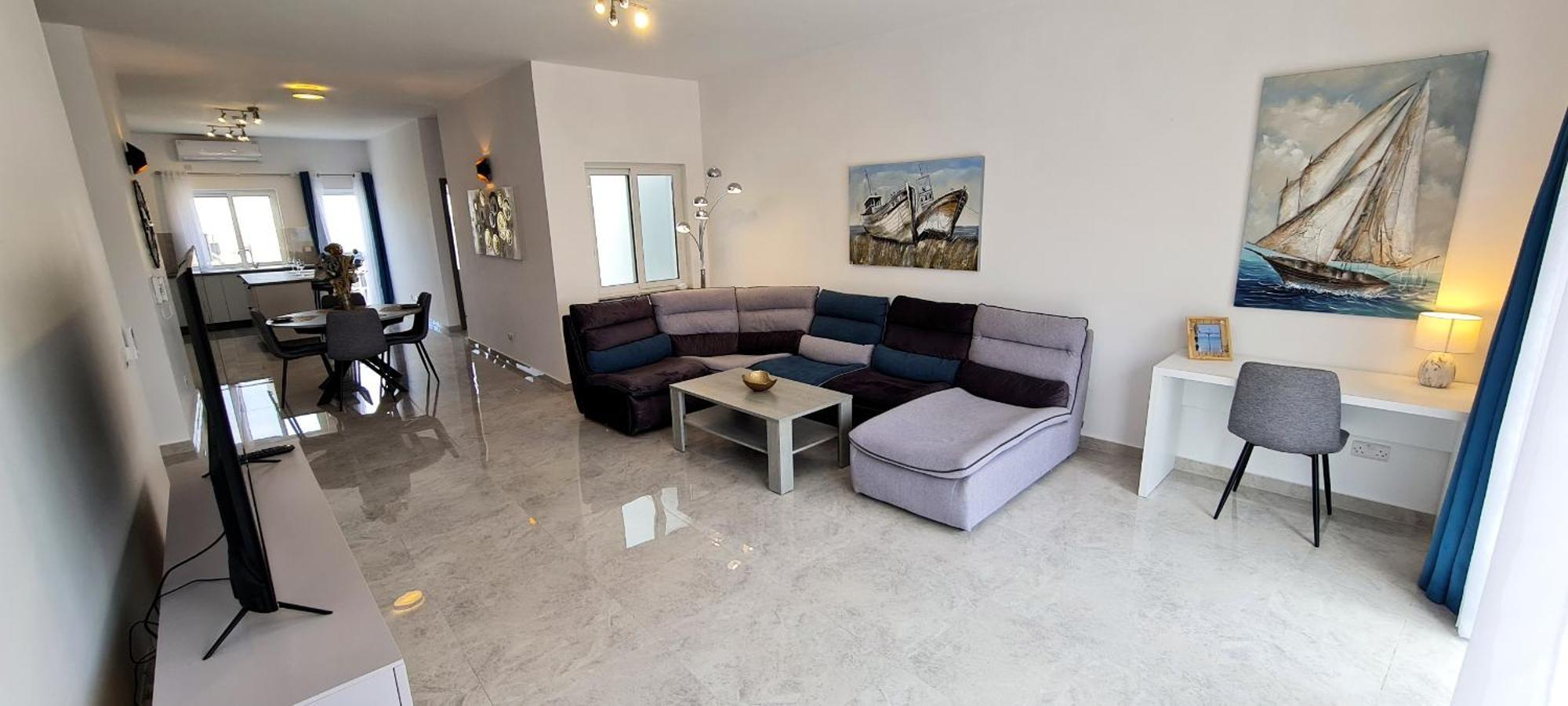 Seaside Serenity - Luxe Penthouse - Near The Apartment *